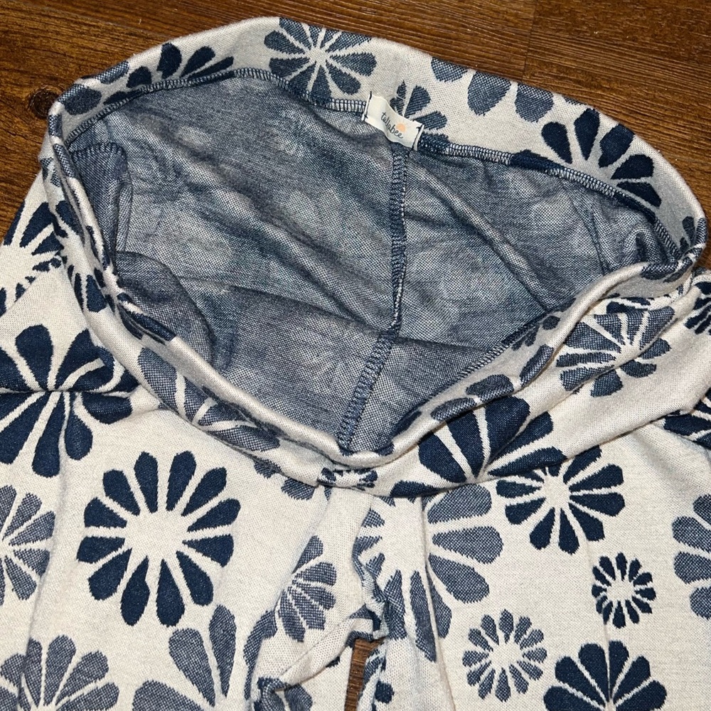 Tullabee Navy Blue White Daisy Knit Flared Stretch Pants Leggings Size M/L - Picture 6 of 11